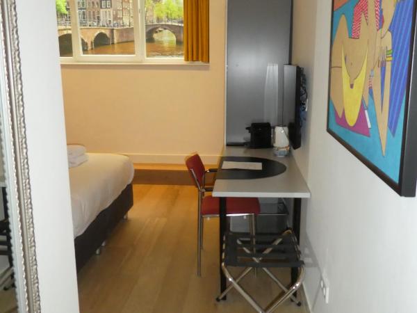 The Old Lady : photo 2 de la chambre chambre deluxe