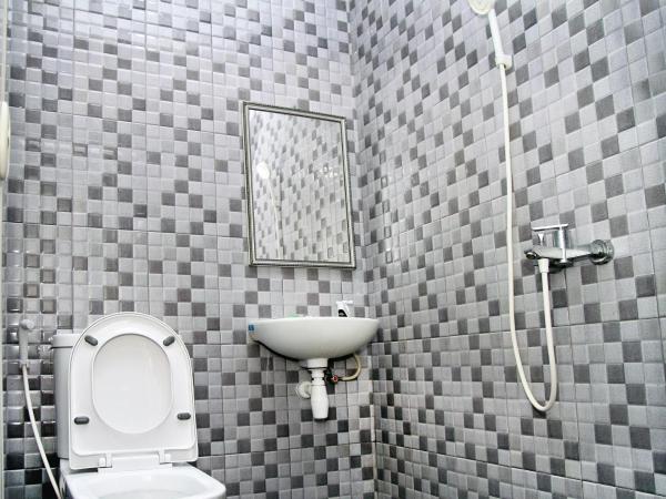 Syariah Mama Cengkareng @ Mutiara Palem : photo 4 de la chambre chambre double deluxe