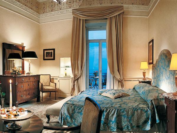 Grand Hotel Excelsior Vittoria : photo 2 de la chambre suite prestige 