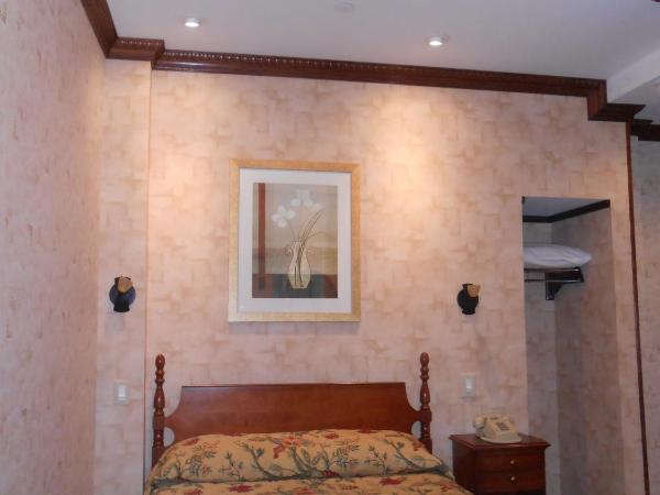 Hotel 31 Extended Stay : photo 6 de la chambre chambre double avec salle de bains privative