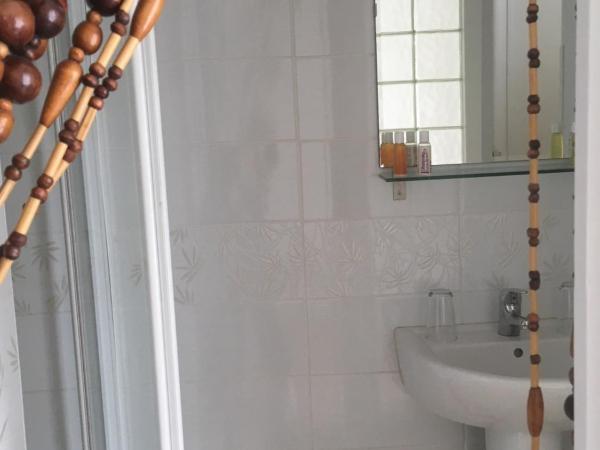 Hôtel Lido Beach : photo 10 de la chambre chambre double avec terrasse - vue sur mer