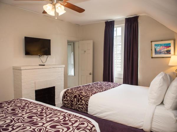 Inn on Ursulines, a French Quarter Guest Houses Property : photo 3 de la chambre chambre deluxe avec 2 lits queen-size