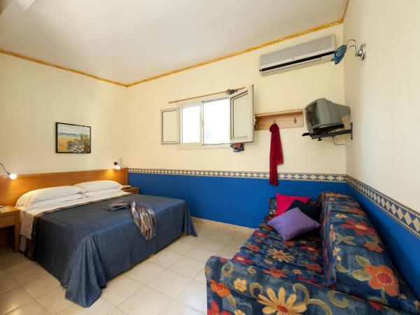Villaggio Albergo Internazionale La Plaja : photo 2 de la chambre bungalow (3 adultes)