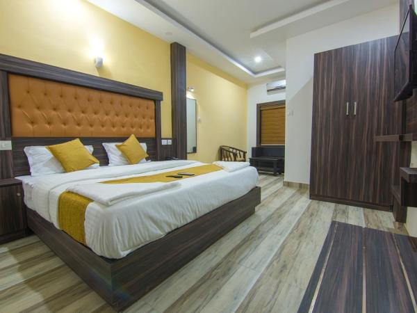 Hotel Kochi Crown : photo 4 de la chambre chambre de luxe ac