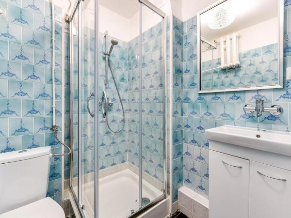 Meduza Sopot : photo 4 de la chambre chambre double avec douche