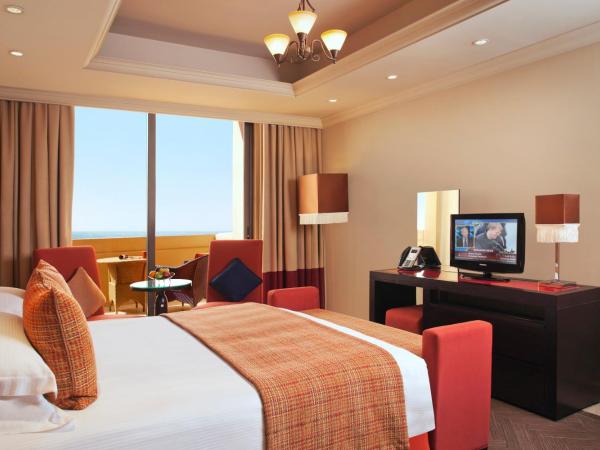 Arjaan by Rotana - Dubai Media City : photo 1 de la chambre appartement 3 chambres - vue sur mer
