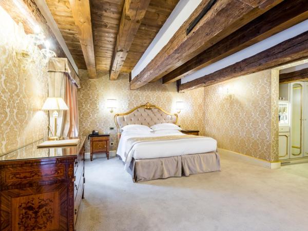Hotel Ai Cavalieri di Venezia : photo 5 de la chambre chambre deluxe double ou lits jumeaux