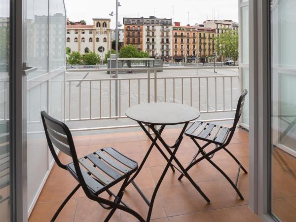 Atotxa Rooms : photo 9 de la chambre chambre double ou lits jumeaux supérieure avec terrasse