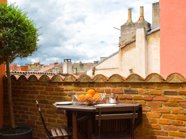 La Tour Croix Baragnon : photo 7 de la chambre appartement avec terrasse