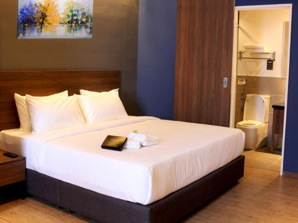 Imperial Regency Suites & Kuala Lumpur : photo 8 de la chambre chambre lit king-size deluxe