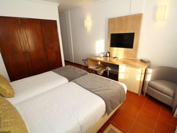 Best Western Hotel Dom Bernardo : photo 5 de la chambre chambre lits jumeaux standard