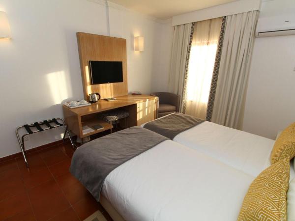 Best Western Hotel Dom Bernardo : photo 6 de la chambre chambre lits jumeaux standard