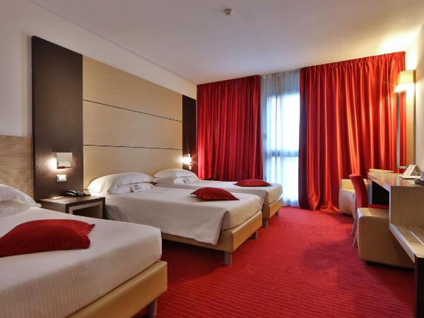 Best Western Plus Hotel Galileo Padova : photo 3 de la chambre chambre triple confort