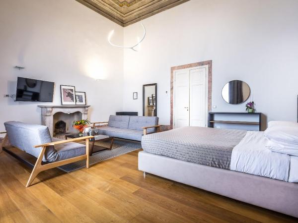 La Torre del Cestello - Residenza d'epoca : photo 6 de la chambre suite - vue sur ville