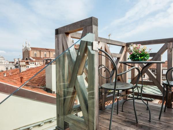 Hotel Ai Cavalieri di Venezia : photo 8 de la chambre suite junior avec terrasse