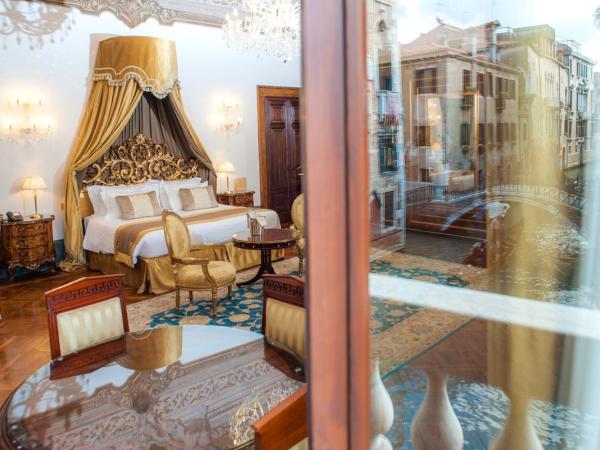 Hotel Ai Cavalieri di Venezia : photo 5 de la chambre suite exécutive - vue sur canal