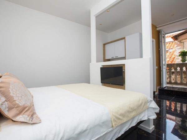 Soleil Luxury Rooms Old town : photo 4 de la chambre chambre lit king-size deluxe