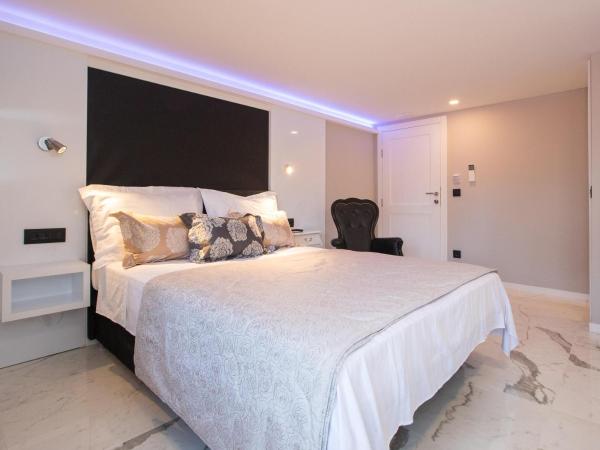 Soleil Luxury Rooms Old town : photo 2 de la chambre grande chambre double ou lits jumeaux