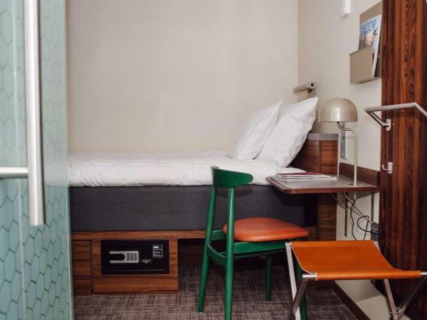 Best Western and hotel : photo 2 de la chambre petit hébergement simple Élégant - sans fenêtre