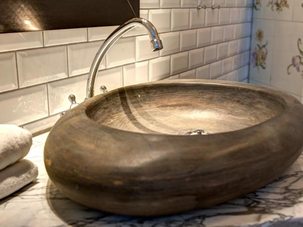 Hotel Kung Carl, WorldHotels Crafted : photo 8 de la chambre chambre double deluxe avec baignoire