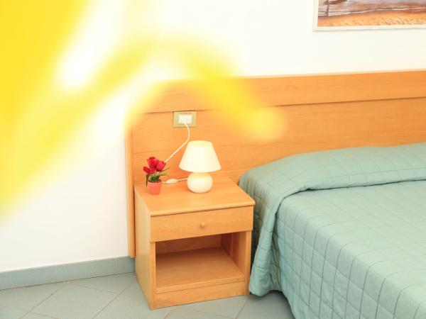 Hotel Soleado : photo 3 de la chambre chambre double avec balcon