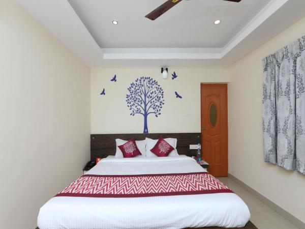Maruthi Residency : photo 5 de la chambre chambre double deluxe