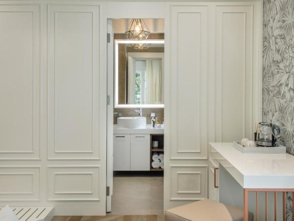 Miraval Luxury Rooms : photo 9 de la chambre chambre triple supérieure