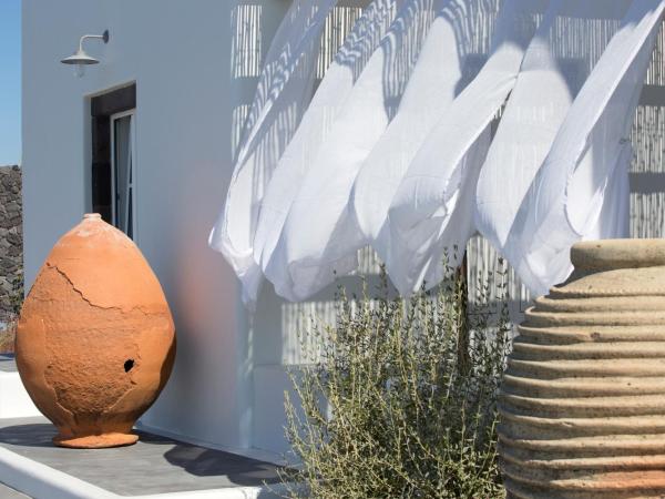 Erosantorini Estate : photo 8 de la chambre hébergement domaine erosantorini 