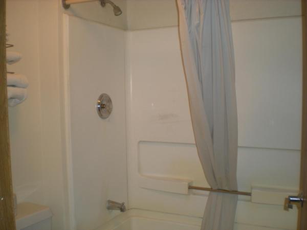 Travelers Inn - Phoenix : photo 4 de la chambre chambre lit king-size