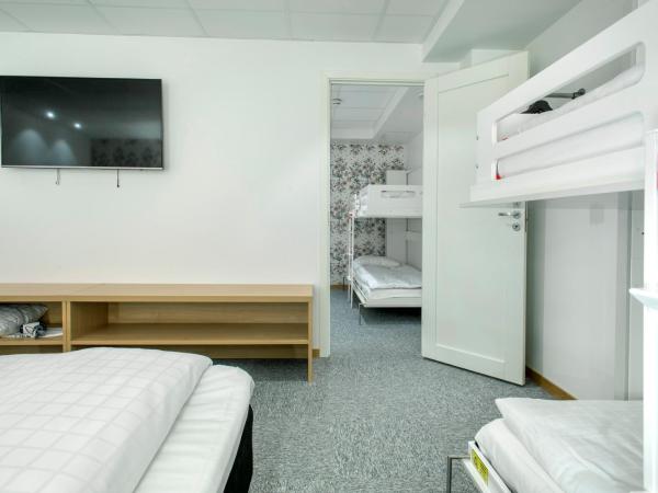 First Hotel Dragonen : photo 3 de la chambre chambre familiale - sans fenêtre (6 adultes)