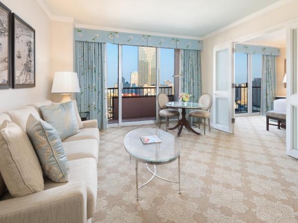 The Windsor Court : photo 2 de la chambre suite