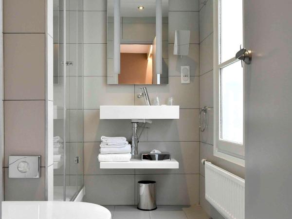 Mercure Paris Gare de l'Est : photo 2 de la chambre chambre double privilège avec canapé-lit