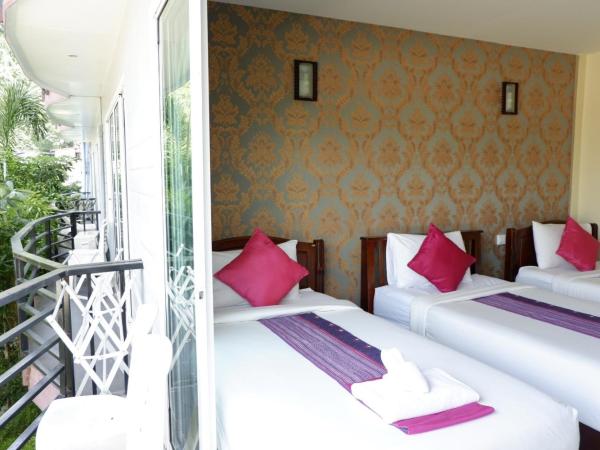 Phi Phi Maiyada Resort- SHA Certified : photo 8 de la chambre chambre triple avec balcon