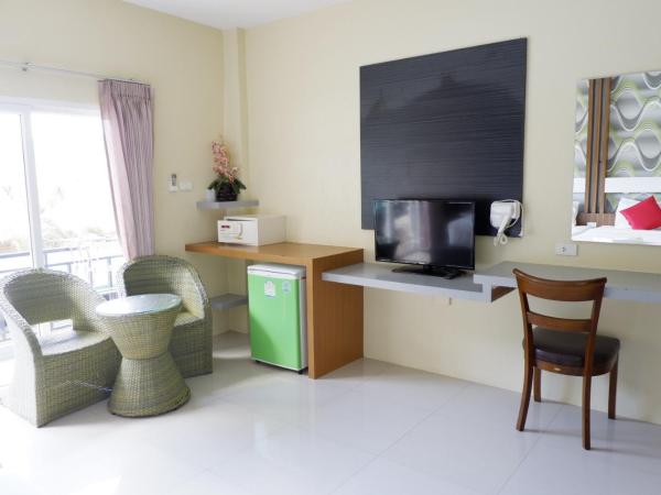 Phi Phi Maiyada Resort- SHA Certified : photo 9 de la chambre chambre double familiale