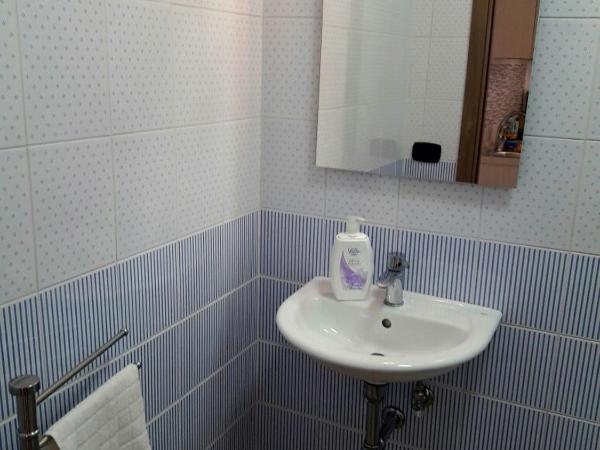 FLY to NAPOLI : photo 5 de la chambre chambre double avec patio