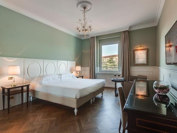 Plaza Hotel Lucchesi : photo 4 de la chambre chambre double ou lits jumeaux supérieure