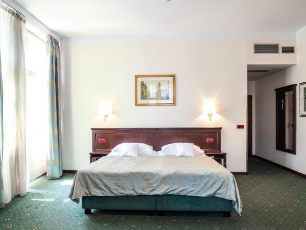 EA Hotel Downtown : photo 4 de la chambre chambre double ou lits jumeaux