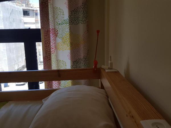 CoolHostel : photo 2 de la chambre lit dans dortoir pour femmes de 8 lits