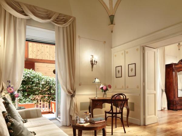 Grand Hotel Excelsior Vittoria : photo 7 de la chambre suite avec terrasse 