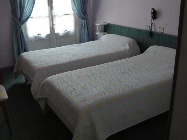 Hôtel Saint-Charles : photo 7 de la chambre chambre deluxe double ou lits jumeaux