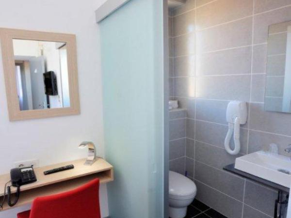 Hôtel de France : photo 5 de la chambre chambre double standard