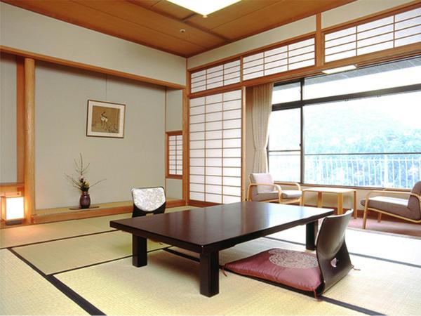 Hyoe Koyokaku : photo 1 de la chambre room & buffet style breakfast(no dinner) - non smoking