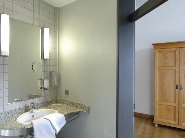 Hotel Mutterhaus Düsseldorf : photo 2 de la chambre chambre double Économique