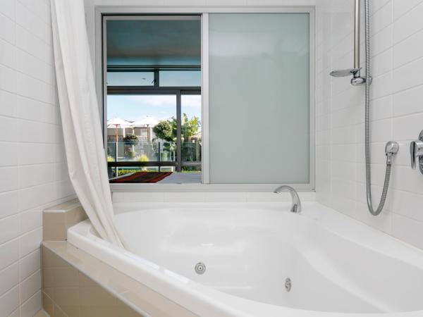 The Reef Resort : photo 5 de la chambre studio - vue sur piscine 