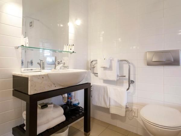 The Reef Resort : photo 8 de la chambre studio de luxe - vue sur piscine