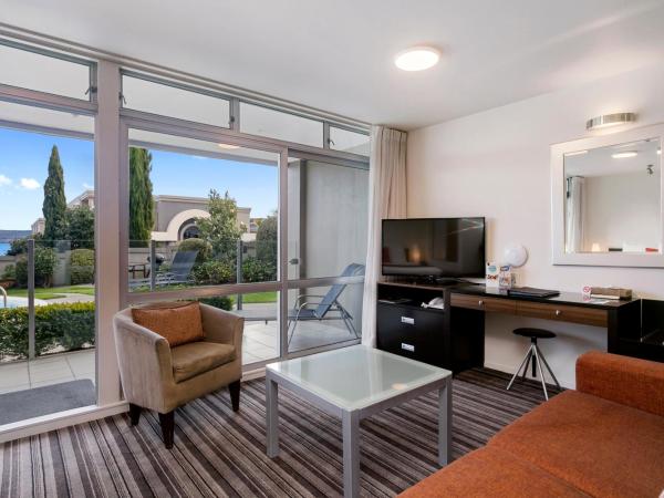 The Reef Resort : photo 4 de la chambre studio de luxe - vue sur piscine