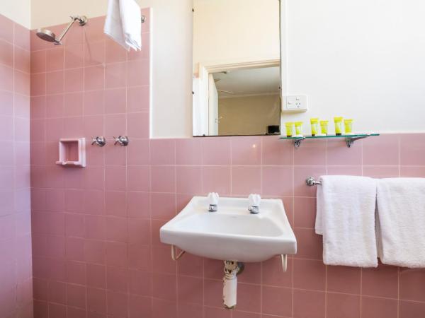 Esplanade Hotel Adelaide : photo 1 de la chambre studio double et simple