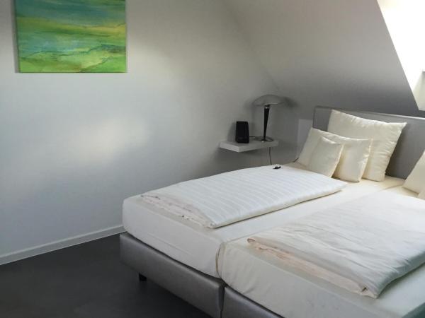 Advantage Appartements Hotel : photo 9 de la chambre chambre double ou lits jumeaux