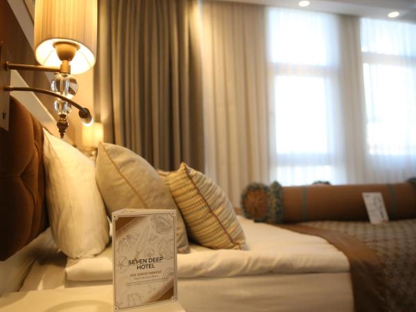 Seven Deep Hotel : photo 3 de la chambre chambre double standard