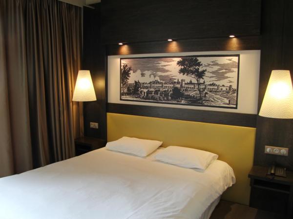 Le Safari Hotel Restaurant : photo 8 de la chambre chambre double avec balcon - côté piscine